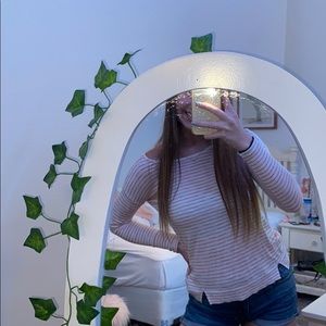 white/ pink striped long sleeve t-shirt